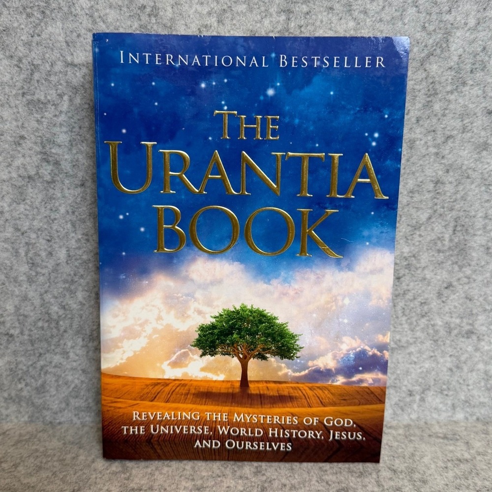 The Urantia Book by Urantia Foundation - Softcover